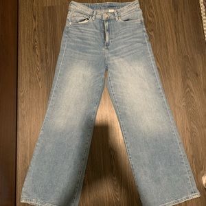 H&M wide leg jeans (doesn’t fit me anymore :( )
